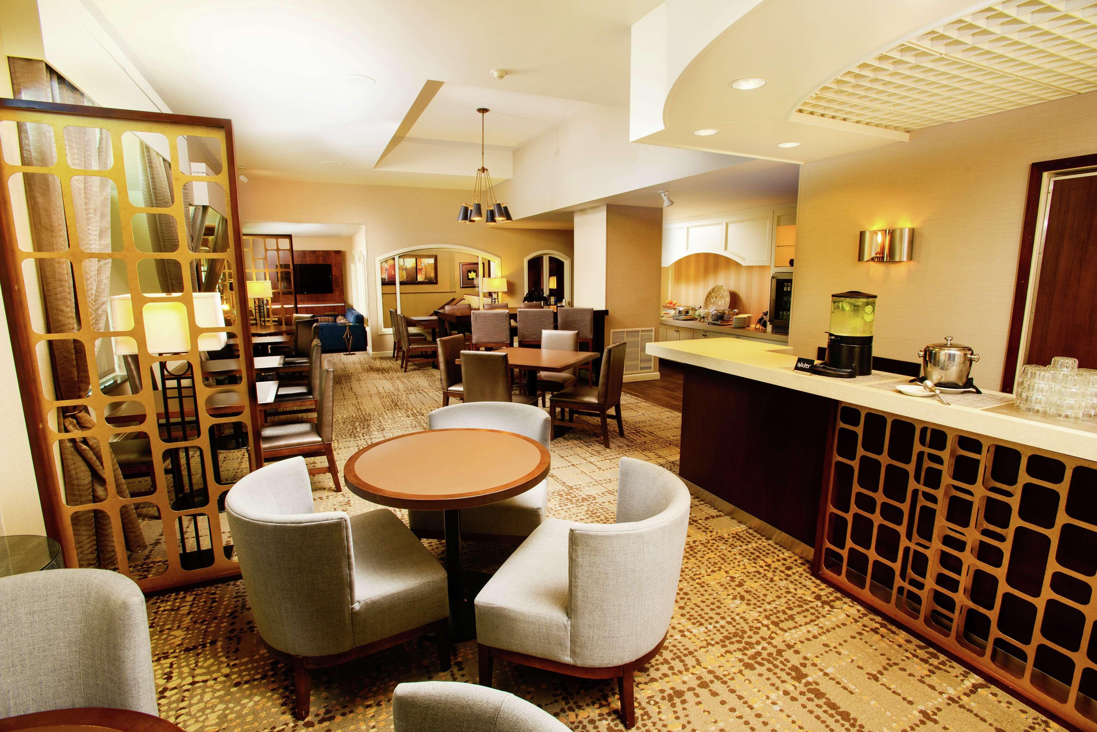 Doubletree By Hilton Rochester - Mayo Clinic Area Exterior foto