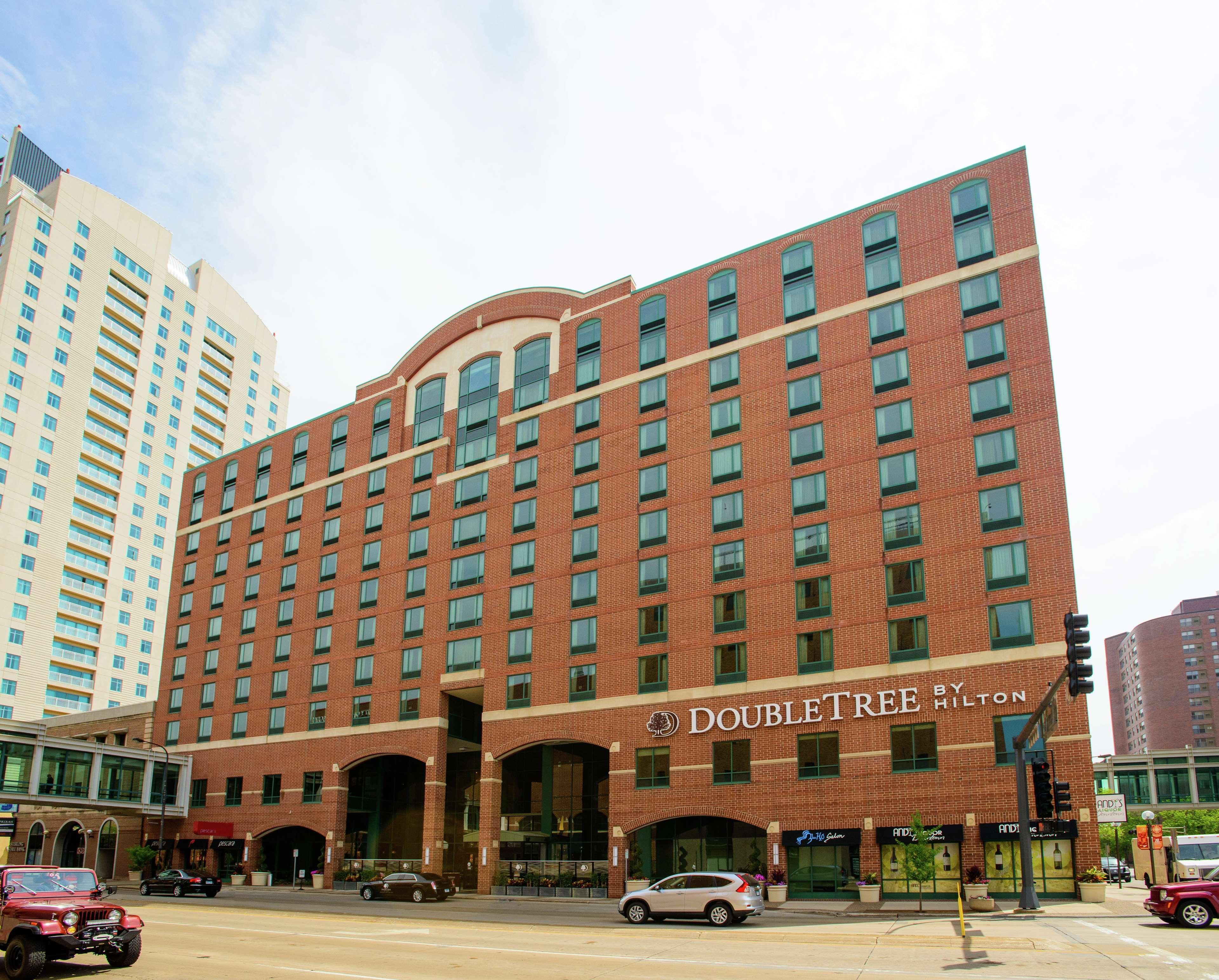 Doubletree By Hilton Rochester - Mayo Clinic Area Exterior foto