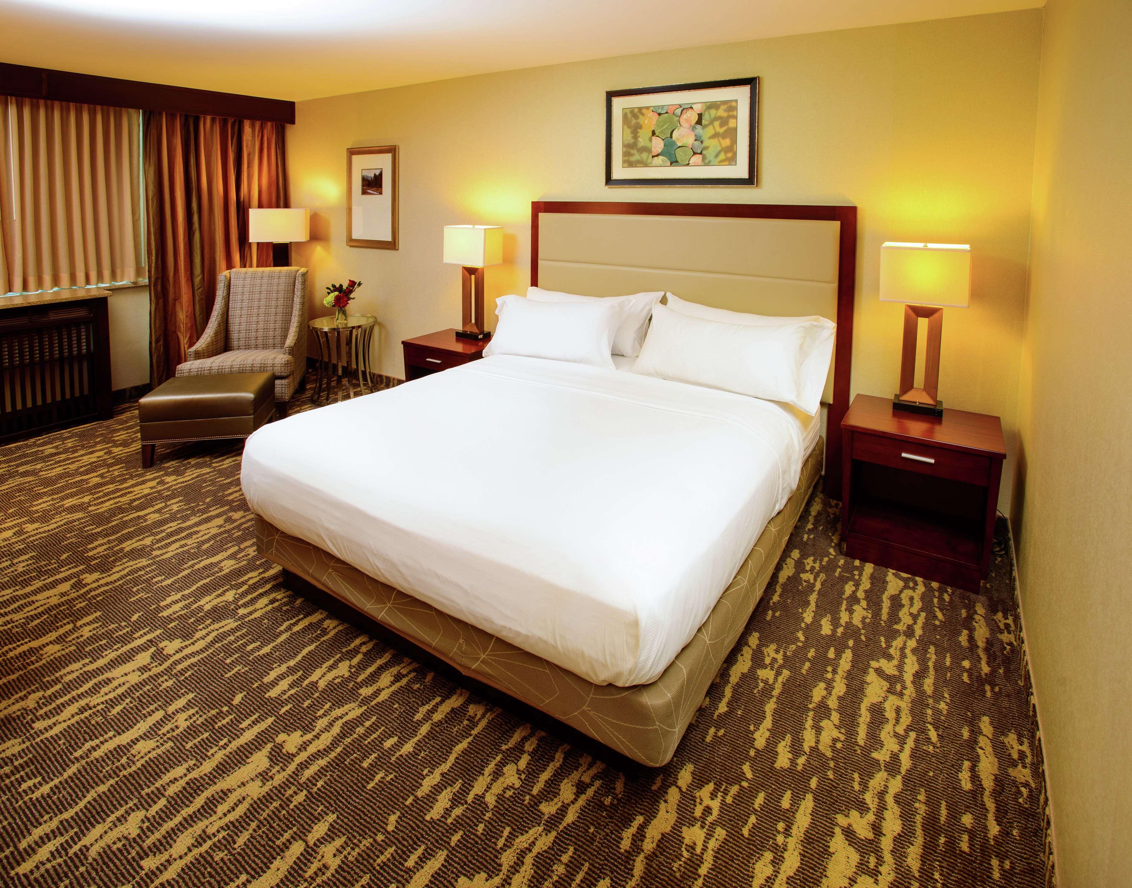 Doubletree By Hilton Rochester - Mayo Clinic Area Exterior foto
